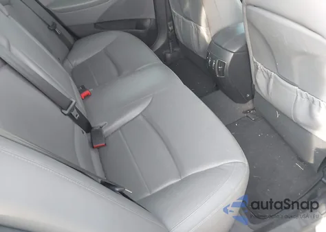 2012 Hyundai Sonata Hybrid z USA, uszkodzony, nr VIN KMHEC4A40CA054916